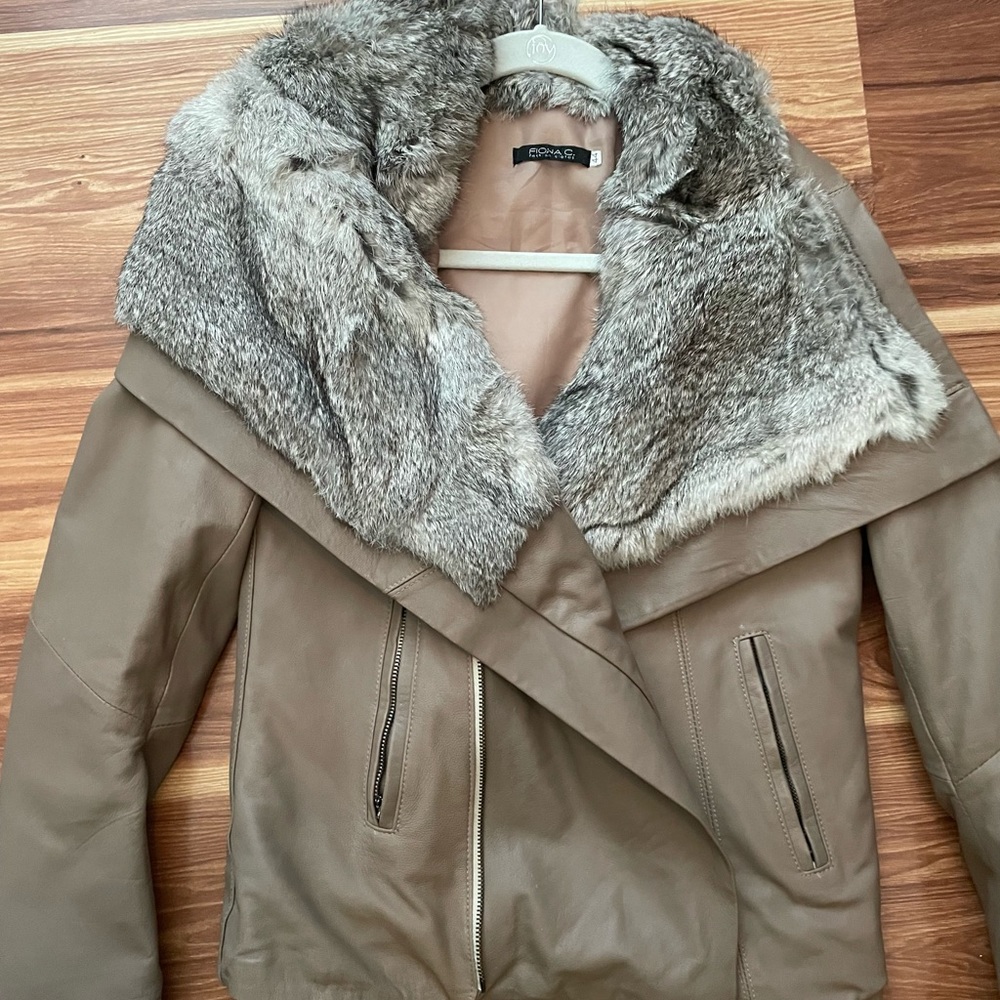 Flee designer jacket like new for sale